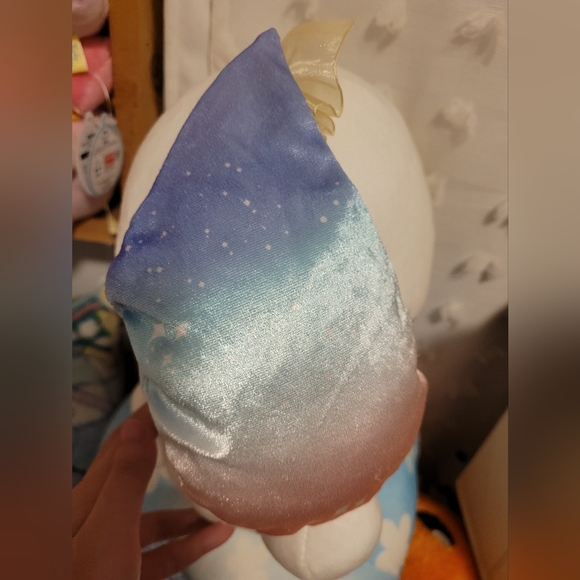 Cinnamoroll Sanrio Pearl Shell NWT plush 25cm - Picture 3 of 3